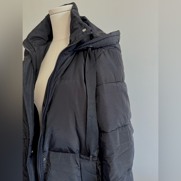 Zara Women's Black Long Down Hooded Puffer Coat - Water/Wind Res - Size: M - Picture 7 of 14